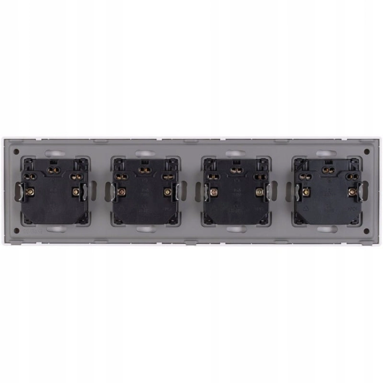 Schuko-Vierfachsteckdose Weiß PVC-Vierfachrahmen Und 4 X Steckdose