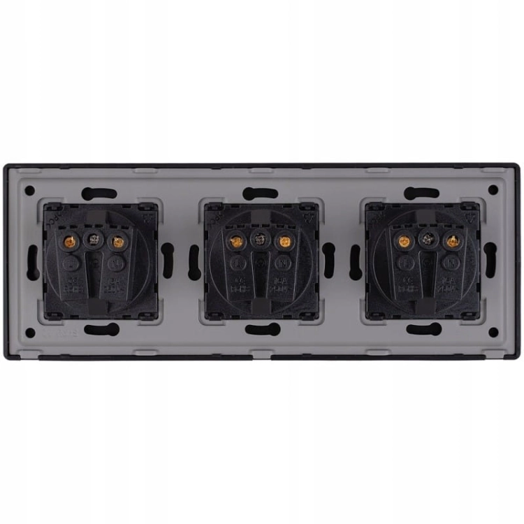 Dreifach-Steckdose Schuko Grau PCV-Dreifachrahmen Und 3 X Steckdose