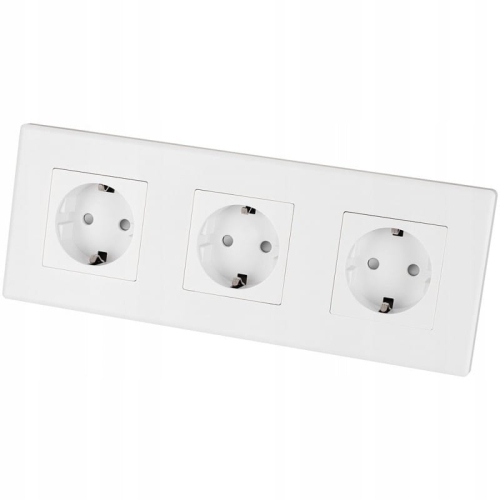 Schuko-Dreifachsteckdose Weiß PVC-Dreifachrahmen Und 3 X Steckdose