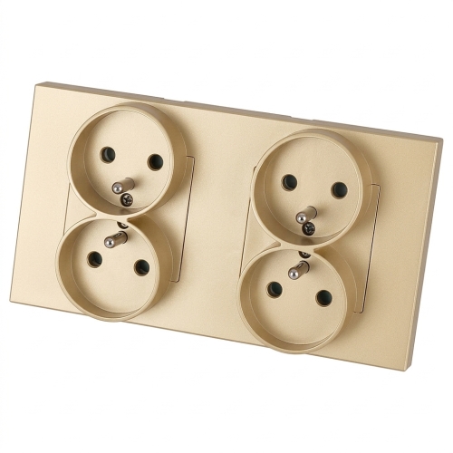 Steckdose Vierfach Kunststoff LINEA Gold Und Doppelrahmen 2 X Steckdose MIUUN