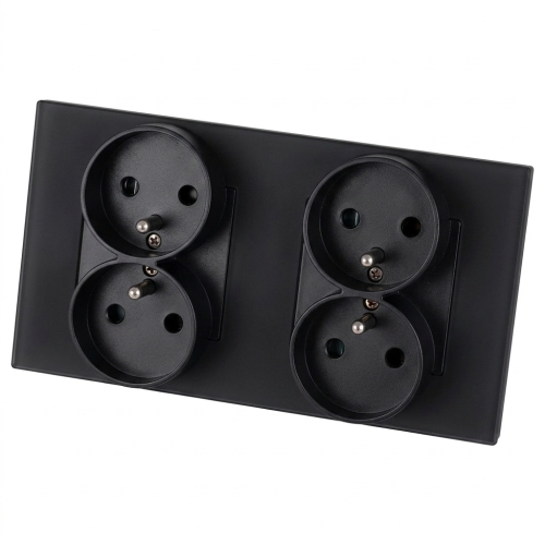 Vierfachsteckdose Aus Glas Matt Schwarz Und Doppelrahmen 2 X Steckdose MIUUN