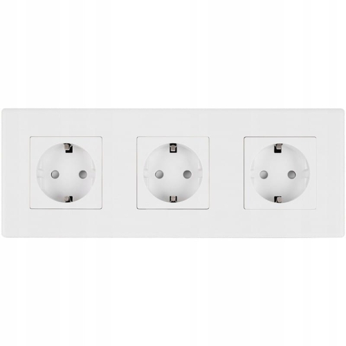 Schuko-Dreifachsteckdose Weiß PVC-Dreifachrahmen Und 3 X Steckdose